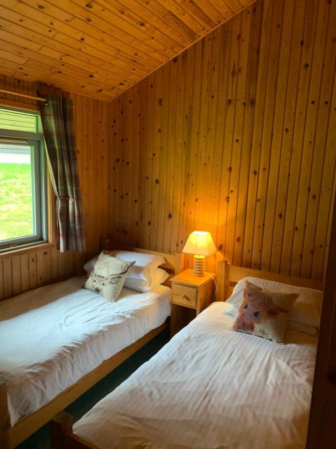 Milton Bay Luxury Lodge Wrapped In Exceptional Scenery Morenish Eksteriør billede